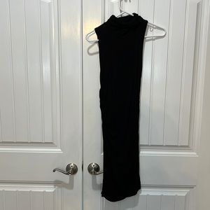 Bad picture, great dress! Turtleneck black dress in great condition Velvet Torch